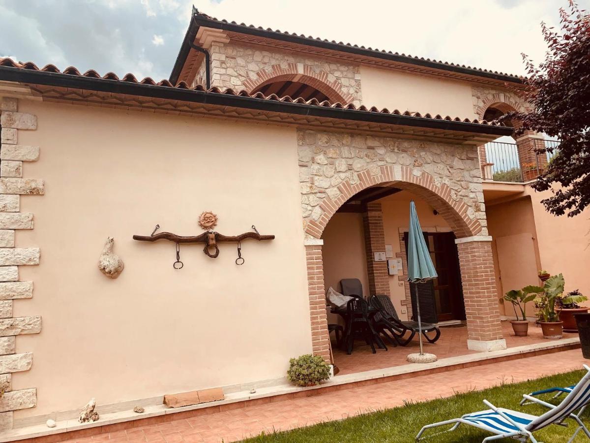 8380 Agriturismo L'Oleandro مونتيميرانو المظهر الخارجي الصورة