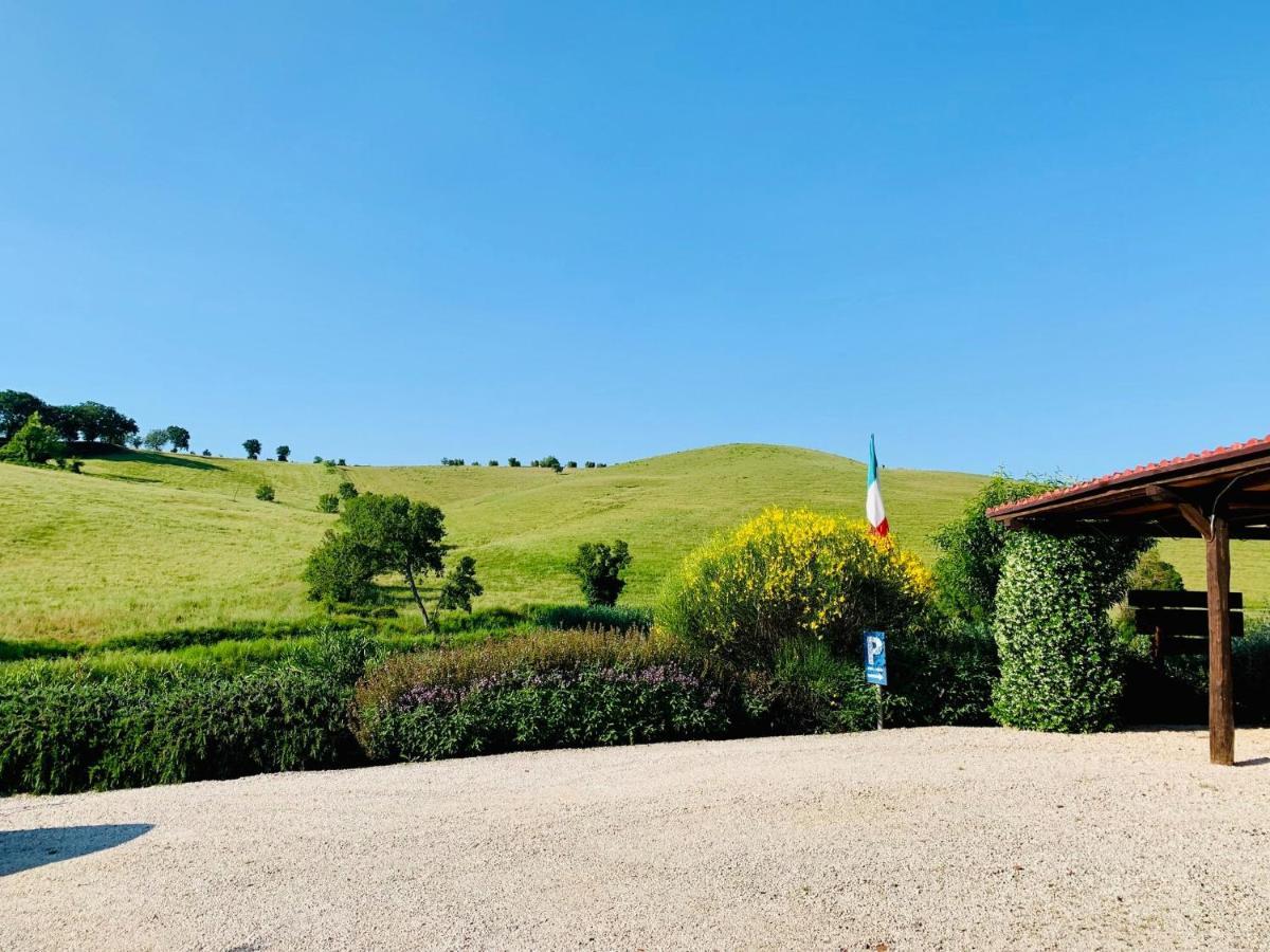 8380 Agriturismo L'Oleandro مونتيميرانو المظهر الخارجي الصورة